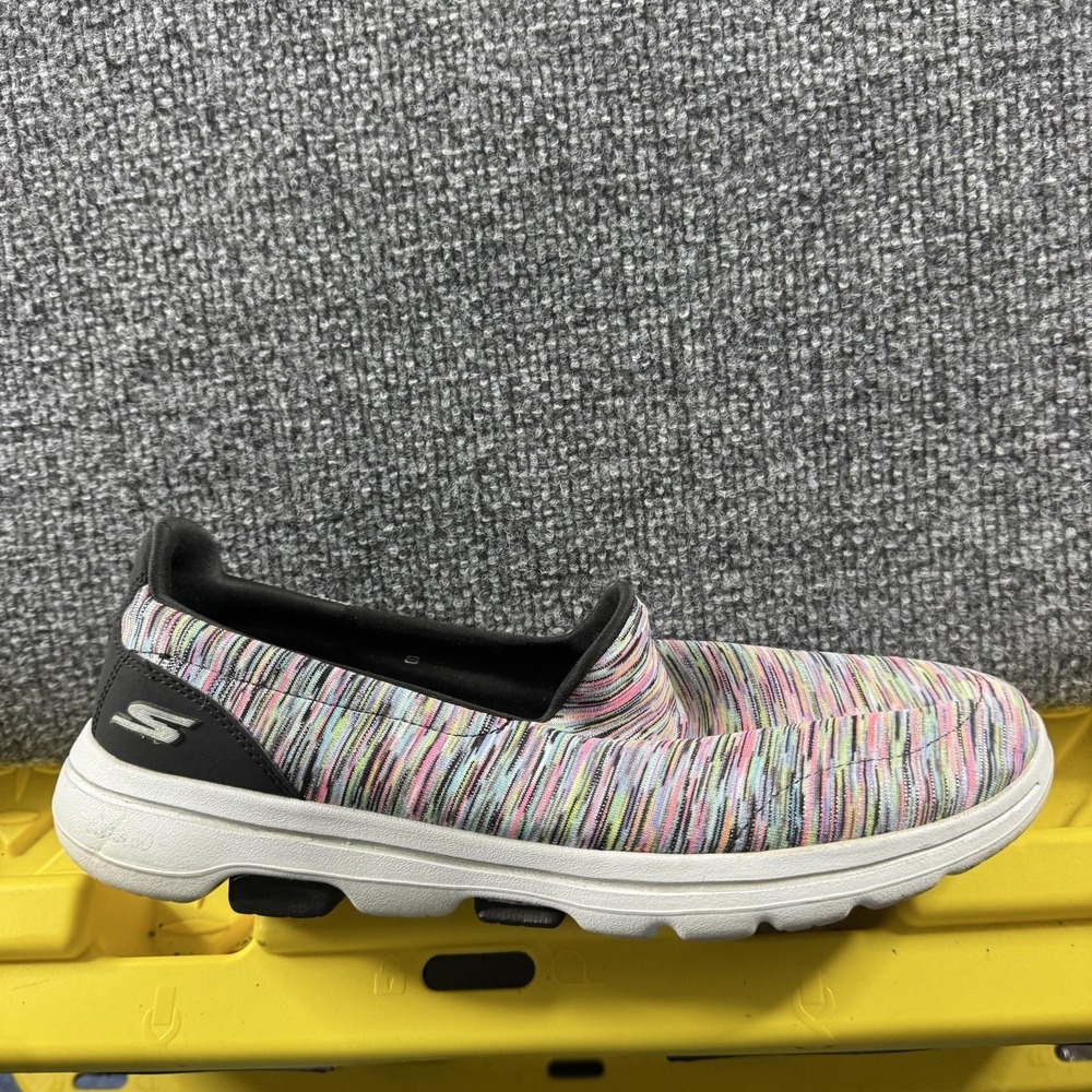 Skechers GOwalk Walking Shoes Womens Size 11 Knit Slip On Comfort 15904